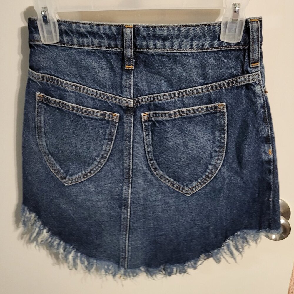 FREE PEOPLE (WE THE FREE) DENIM JEAN MINI SKIRT SZ 24 - Picture 2 of 8